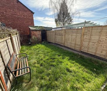 2 bedroom terraced house to rent - Photo 3