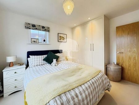 3 bedroom end of terrace house to rent - Photo 5