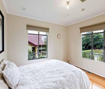 54 Crevelli Street, Reservoir VIC 3073 - House For Rent | Domain - Photo 3