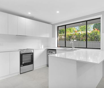 Renovated three-bedroom family home - Photo 1