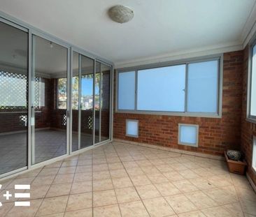 Private + Peaceful | 2 bed + study/office/3rd bedroom - Photo 6