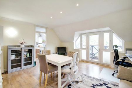 2 bedroom apartment to rent - Photo 3