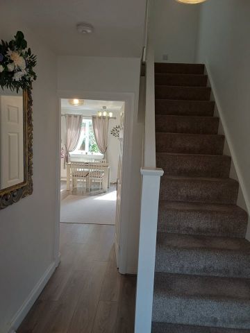 Room in a Shared House, Dempsey Close, SO19 - Photo 5