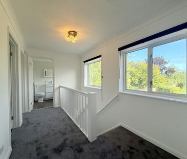 5 bedroom detached house to rent - Photo 2