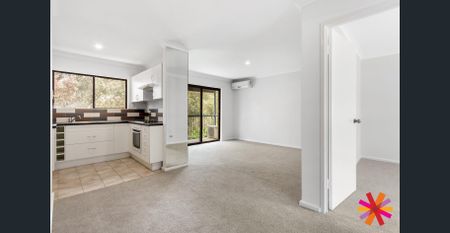 LOVELY CENTRAL 2 BEDROOM 1 BATHROOM RIVERSIDE APARTMENT - Photo 4