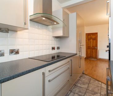 2 bedroom terraced house to rent - Photo 6