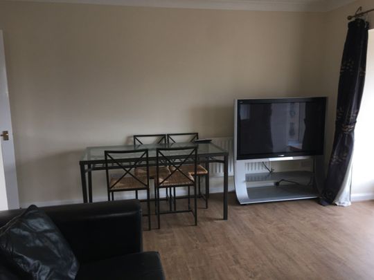 2 Bed Flat, Conrad House, E16 - Photo 1