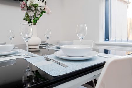 3 Bed Terraced House, Parkville Road, SO16 - Photo 4