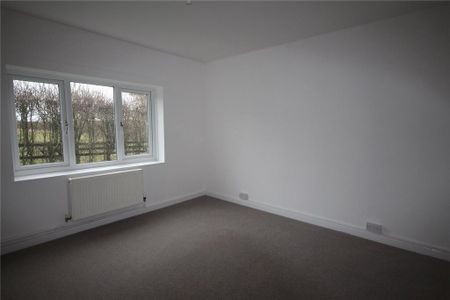 3 bedroom bungalow to rent - Photo 3