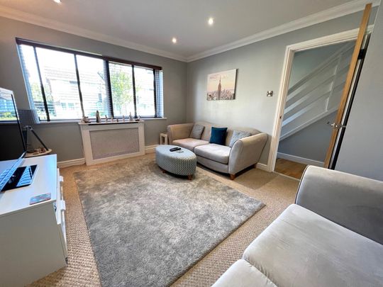 3 bedroom terraced house to rent - Photo 1