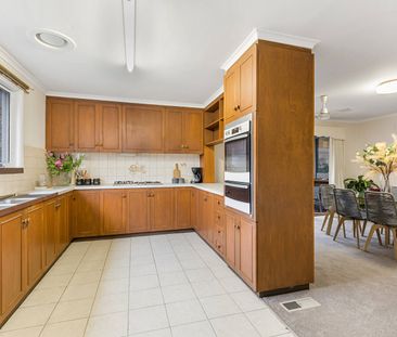 24 Pickworth Drive, Dingley Village VIC 3172 - House For Rent | Domain - Photo 1