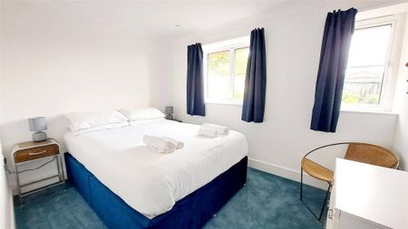 3 bedroom detached house to rent - Photo 5