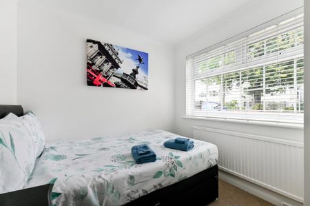 2 bedroom flat to rent - Photo 4