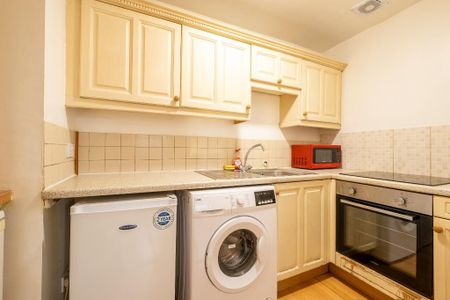 1 bedroom flat to rent - Photo 4