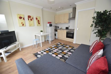 1 bed flat to rent in Green Street, RIVERSIDE, CF11 - Photo 5