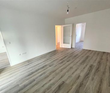 Bald verfügbar mit EBK! 2,5 -Zimmer-Wohnung in Wolfsburg Vorsfelde - Photo 2