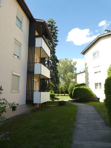 OBERTES GESCHOSS mit AUSBLICK: 2- Zimmerwohnung in TOPLAGE mit LOGGIA - Foto 2