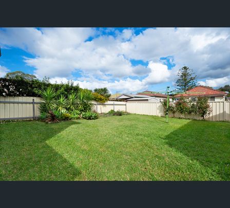 6 Delauret Square, Waratah West, NSW 2298 - Photo 1