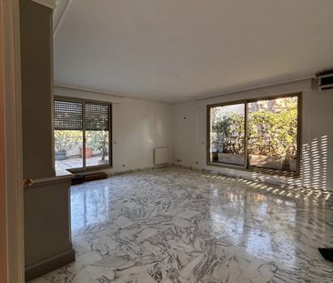 NICE CIMIEZ - Grand T3 vide avec terrasse - Photo 3
