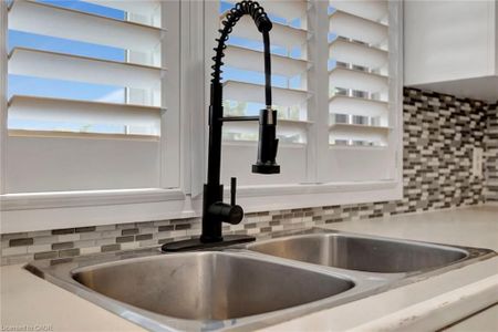 For Lease - 6 Ruskview Road Unit# 1, Kitchener, Ontario - Photo 5