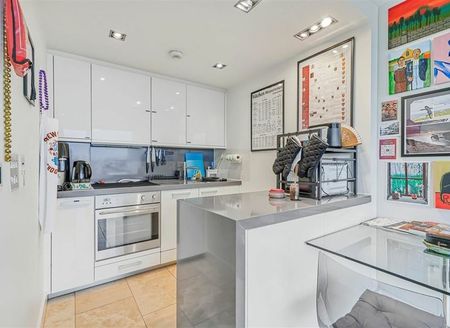 Empire Square West - Photo 4