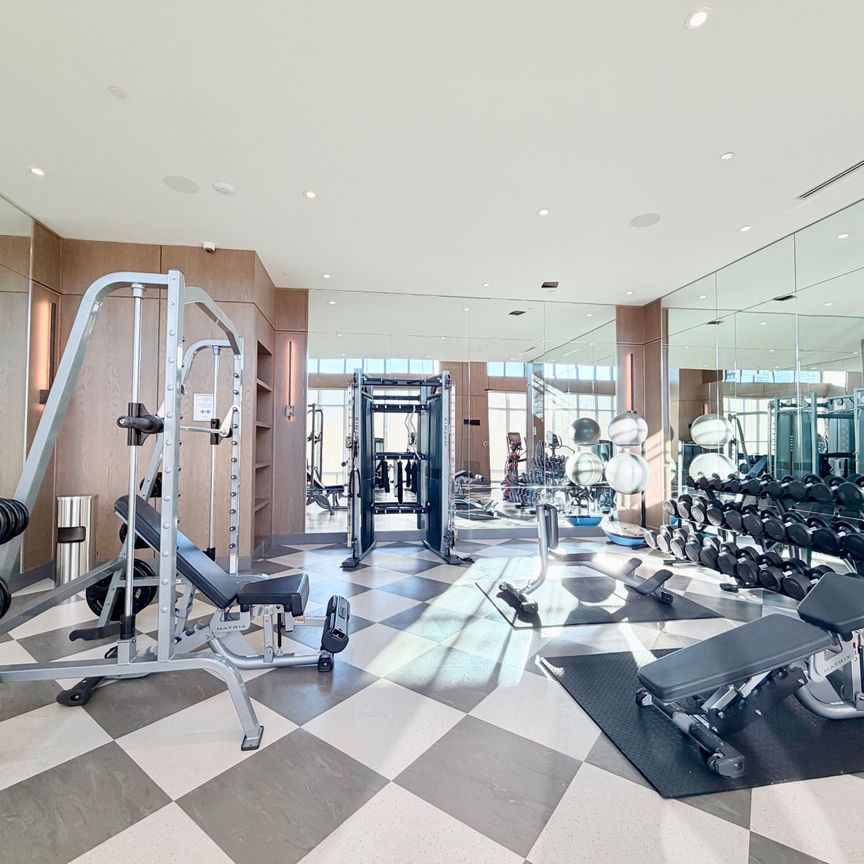 For Lease - 30 Inn On The Park Drive Unit# 802, Toronto, Ontario - Photo 1