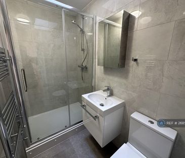 1 bedroom flat to rent - Photo 6