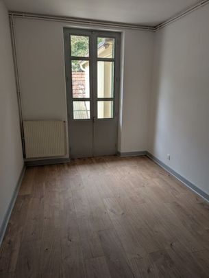 Location Appartement 3 pièces 79m² PONT D AIN 01160 - Photo 1