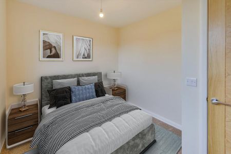 3 bedroom semi-detached house to rent - Photo 5