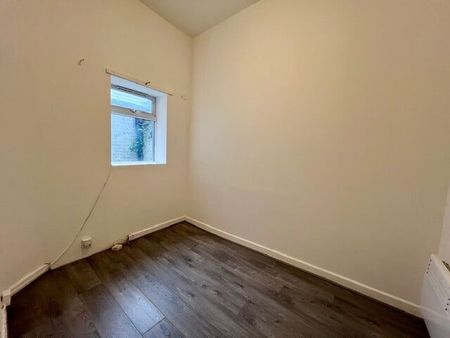 Cowbridge Road East, Cardiff, Canton - Photo 3