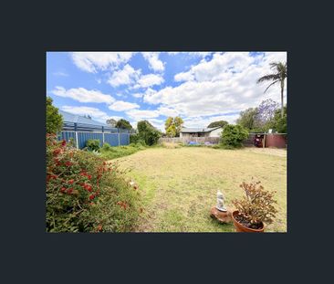 Spacious 4-Bedroom Family Home in Armadale - 6 Crawley Road - Photo 4