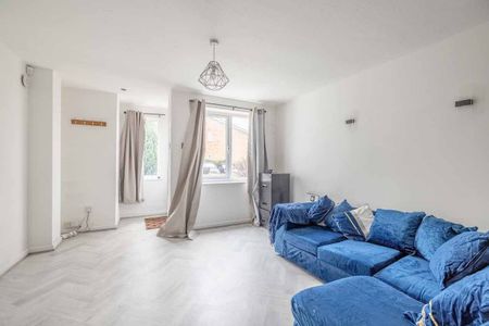 1 bed terraced house to rent in Penn Road, Datchet, SL3 - Photo 3