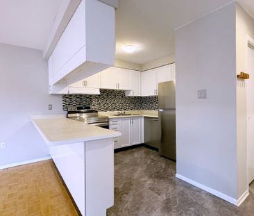 For Lease - 696 St Clair Avenue Unit# 304, Toronto, Ontario - Photo 6