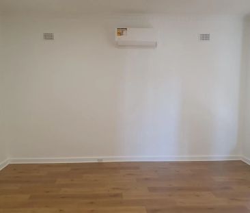 Newly Renovated 3-Bedroom Home for Rent in Seaton - Photo 2