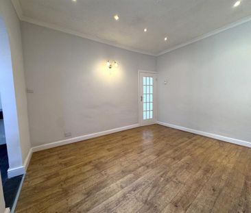 2 Bedroom Terraced To Let - Photo 3