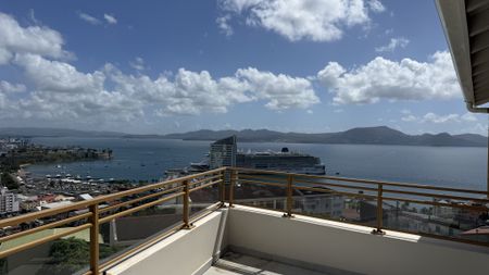 Location Appartement 4 pièces 90m² FORT DE FRANCE 97200 - Photo 2