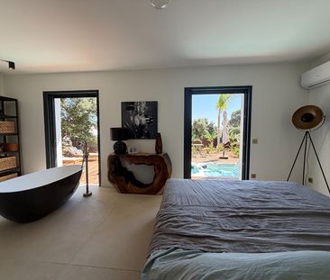 Maison d'exception de 133.90m² sur les hauteurs de Ceyreste, - Photo 3
