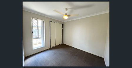 Modern Duplex in Quiet Estate - Photo 5