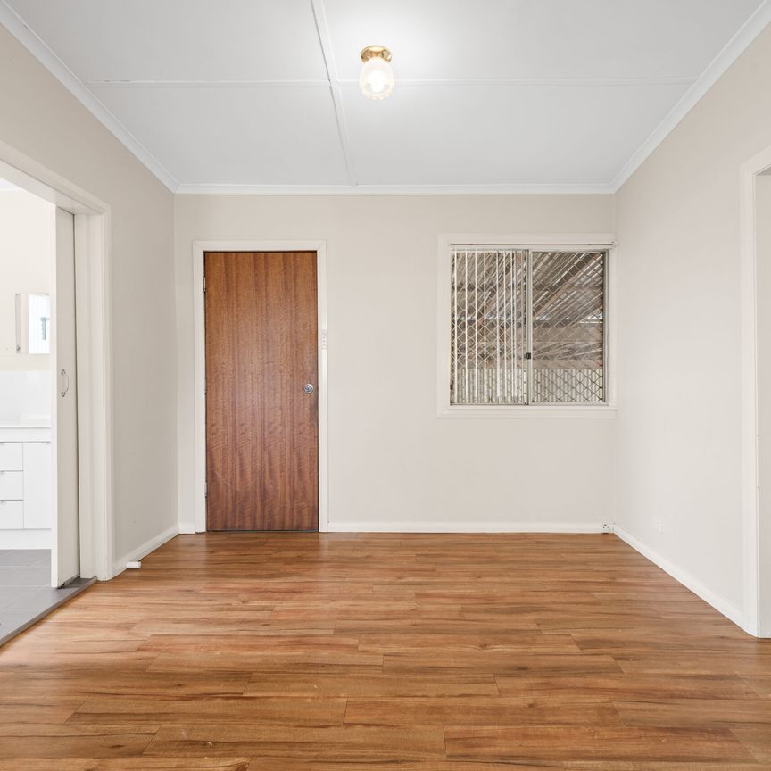 70 East St, North Wagga Wagga NSW 2650 - Photo 1