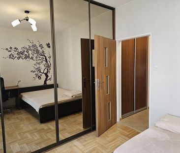 Przestronne dwupokojowe z balkonem blisko metra 54.6 m² - Zdjęcie 3