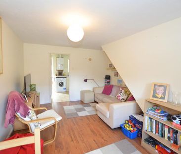 2 bedroom terraced house to rent - Photo 4