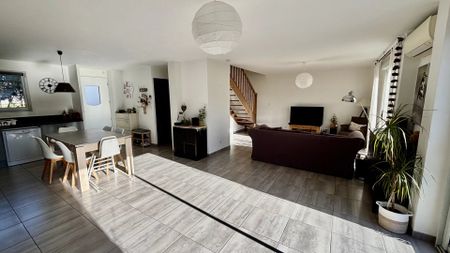 Location Maison 5 pièces 108m² NARBONNE 11100 - Photo 3