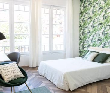 Room in a shared 4-bedroom apartment for rent in l'Antiga Esquerra de l'Eixample (Professionals only, couples allowed, students allowed) - Photo 2