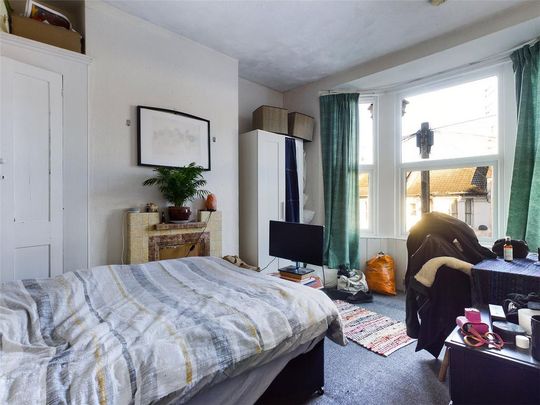 5 bedroom terraced house to rent - Photo 1