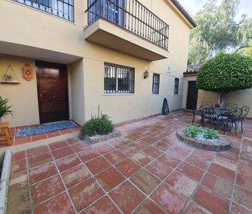House in Nueva Andalucía, Costa del Sol - Photo 1