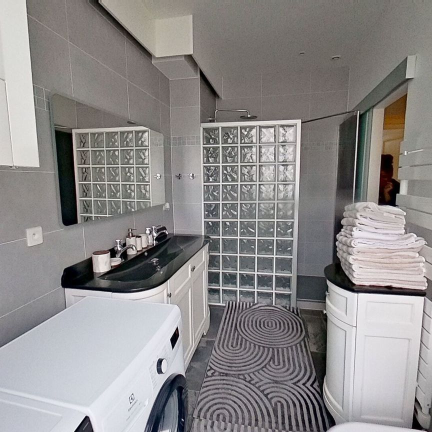 Location Appartement 3 pièces 71m² - Photo 1