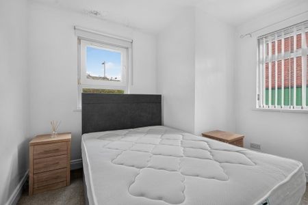 Apartment 2 Osborne Court, Osborne Park, Belfast, BT9 6JN - Photo 5