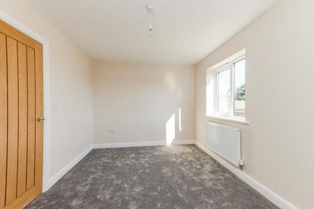 4 bedroom terraced house to rent - Photo 2