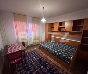 Apartament 3 camere, 70 mp, decomandat, centrala proprie, zona Fortuna! - Photo 2