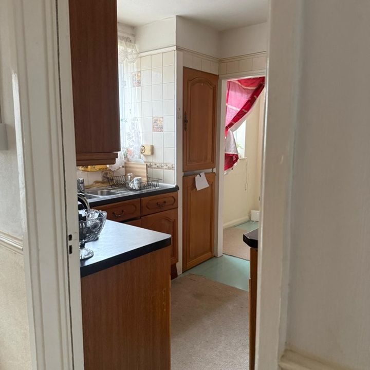Room in a Shared House, Brede Close, E6 - Photo 1